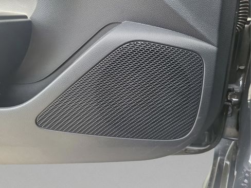 Used 2025 Toyota Corolla LE image 27