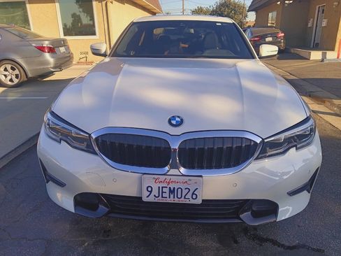 Used 2019 BMW 330i Sedan w/ Driving Assistance Package image 9
