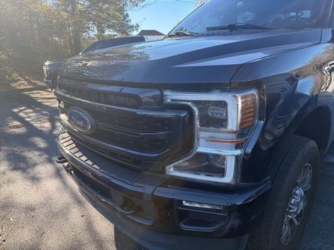 Used 2022 Ford F250 Lariat w/ Lariat Ultimate Package image 2