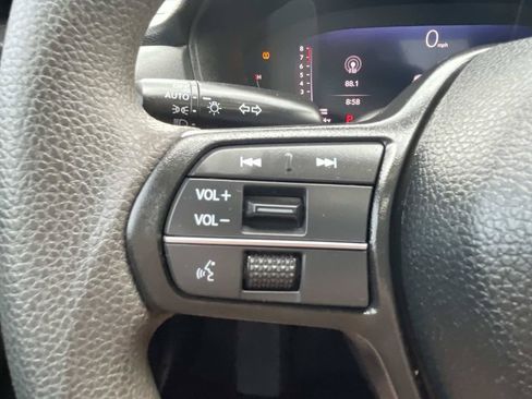 Used 2025 Honda Accord SE image 27