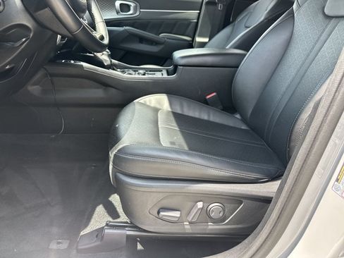 Used 2022 Kia Sorento SX FWD image 10