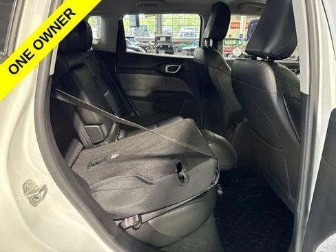 Used 2022 Jeep Compass Latitude AWD/4WD image 40
