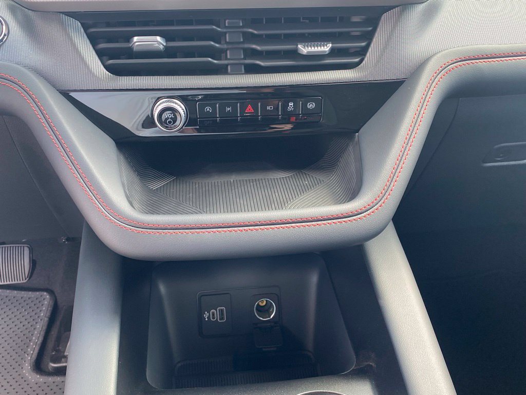 New 2026 Ford Explorer ST-Line w/ ST-Line Street Pack AWD/4WD image 18