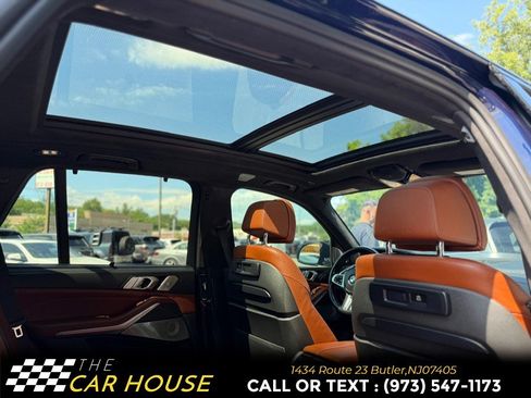 Used 2021 BMW X5 M50i w/ Executive Package AWD/4WD image 24