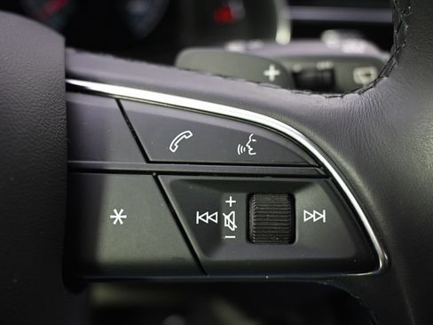 Used 2022 Audi Q7 3.0T Premium Plus AWD/4WD image 31