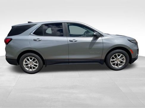 Used 2024 Chevrolet Equinox LT AWD/4WD image 7