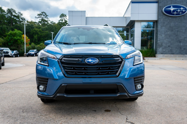 Certified 2024 Subaru Forester Premium AWD/4WD image 12