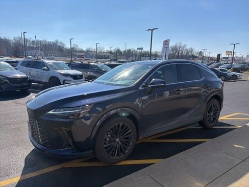 Used 2024 Lexus RX 350 Premium w/ Convenience Package image 2