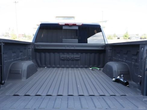 Used 2025 GMC Sierra 1500 Denali AWD/4WD image 25