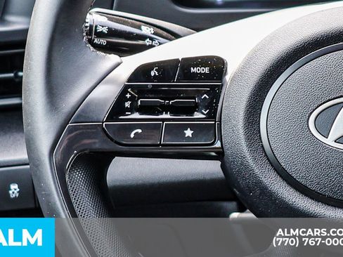 Used 2025 Hyundai Elantra Sport image 33