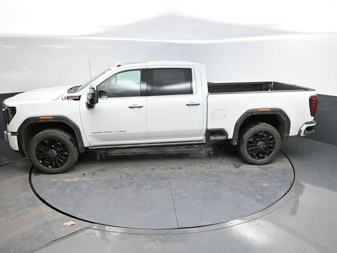 New 2026 GMC Sierra 2500 Denali w/ Denali Reserve Package image 28