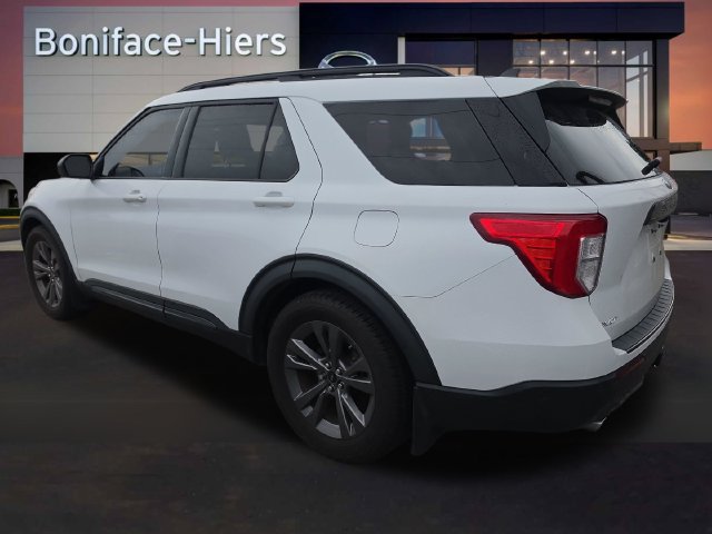 Used 2021 Ford Explorer XLT w/ Equipment Group 202A RWD image 4