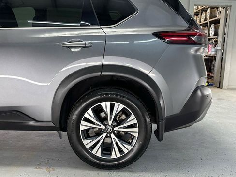 Used 2021 Nissan Rogue SV FWD image 6