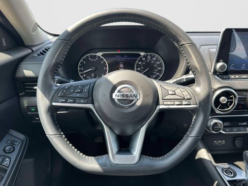 Used 2021 Nissan Sentra SV FWD image 21