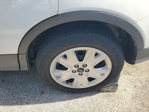 Used 2016 Ford Escape S FWD image 6