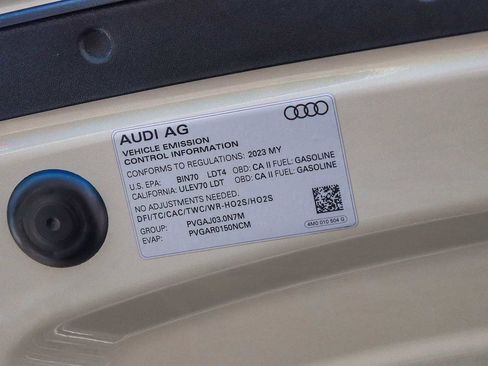 Used 2023 Audi Q8 Premium w/ Convenience Package AWD/4WD image 29