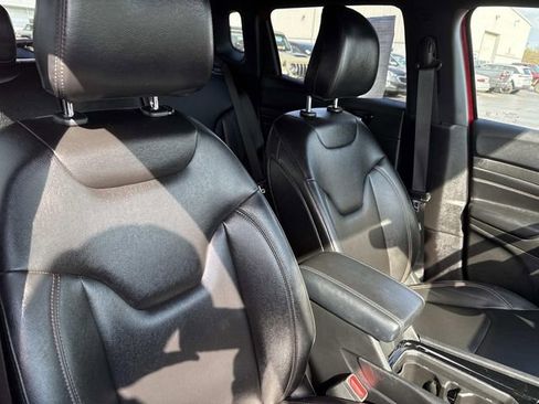 Used 2023 Jeep Compass Limited AWD/4WD image 32