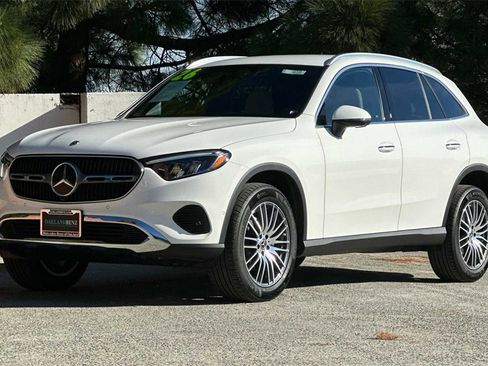 Certified 2026 Mercedes-Benz GLC 300 GLC 300 image 8