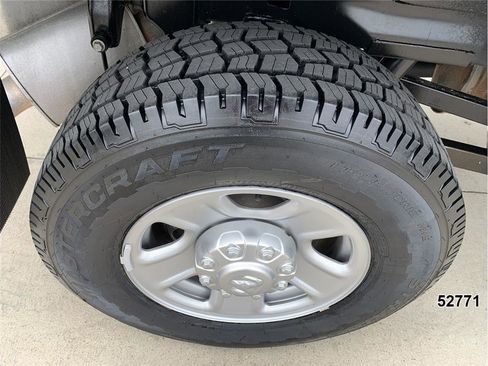 Used 2023 RAM 2500 Tradesman AWD/4WD image 18
