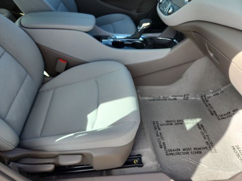 Used 2024 Chevrolet Malibu LT FWD image 27