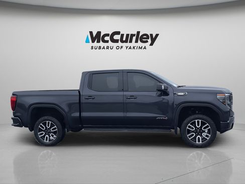 Used 2022 GMC Sierra 1500 AT4 w/ AT4 Premium Package image 6