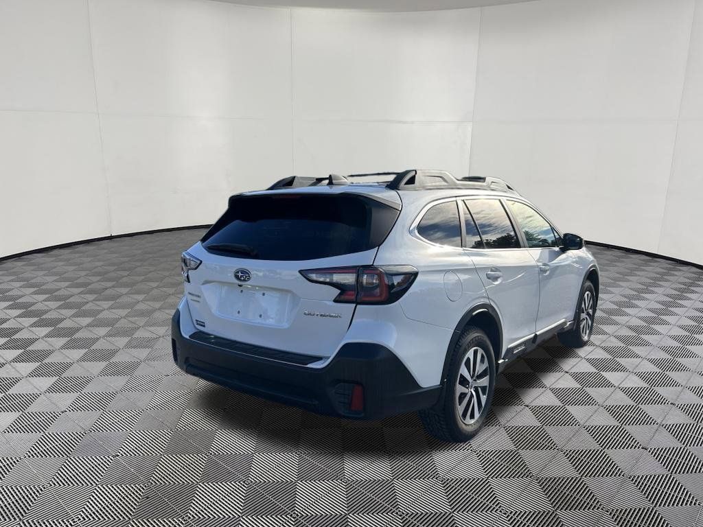 Used 2022 Subaru Outback Premium AWD/4WD image 5