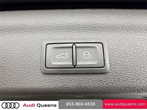 Certified 2022 Audi Q3 2.0T Premium w/ Convenience Package image 11