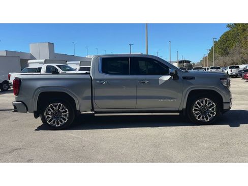 Certified 2025 GMC Sierra 1500 Denali Ultimate image 9