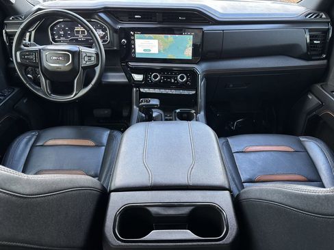 Used 2024 GMC Sierra 1500 AT4 w/ Technology Package image 12