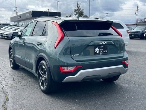 Certified 2023 Kia Niro EX FWD image 7