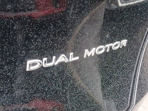 Used 2021 Tesla Model Y Long Range image 30