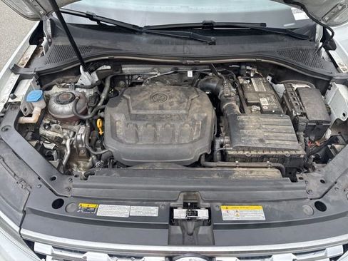 Used 2021 Volkswagen Tiguan SEL Premium R-Line AWD/4WD image 18