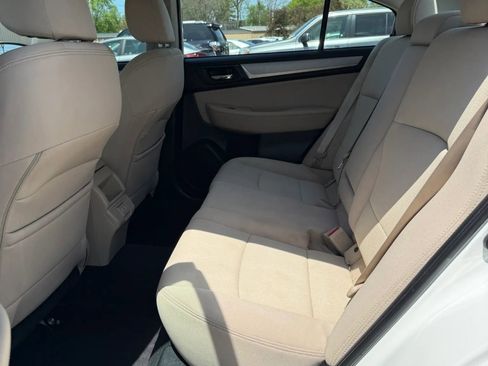 Used 2019 Subaru Legacy 2.5i Premium AWD/4WD image 18