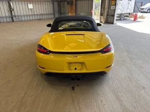 Used 2019 Porsche 718 Boxster RWD image 8