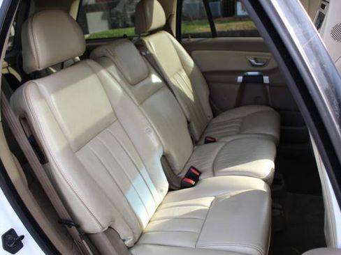 Used 2014 Volvo XC90 3.2 w/ Climate Package image 27