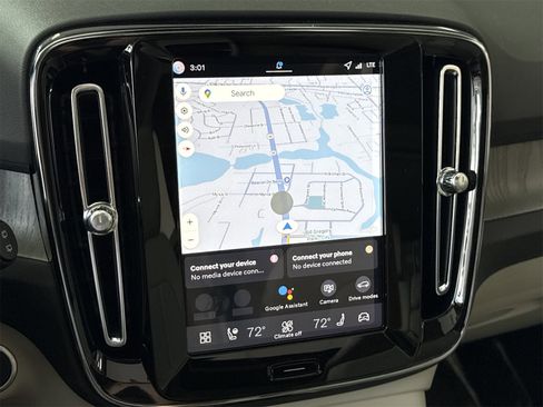 New 2026 Volvo XC40 B5 Plus w/ Protection Package Premier image 22