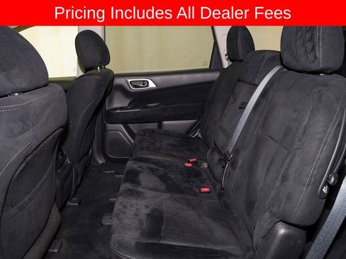 Used 2016 Nissan Pathfinder S FWD image 8