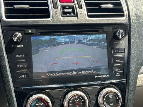 Used 2018 Subaru Forester 2.5i Premium AWD/4WD image 24