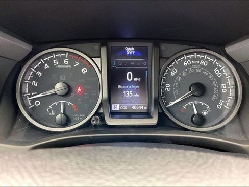 Used 2023 Toyota Tacoma TRD Off-Road w/ Advanced Technology Package image 23