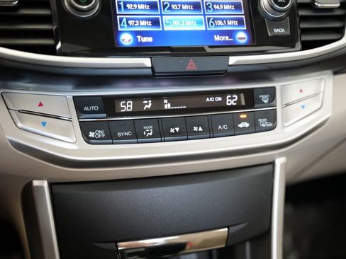 Used 2015 Honda Accord EX-L image 24