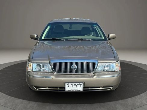 Used 2005 Mercury Grand Marquis GS image 2