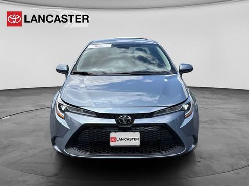 Certified 2022 Toyota Corolla LE FWD image 2