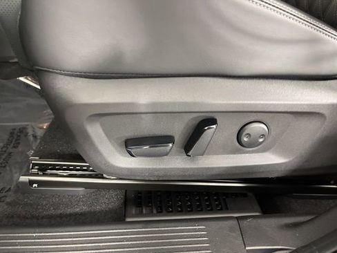 New 2026 Nissan Rogue Platinum AWD/4WD image 32