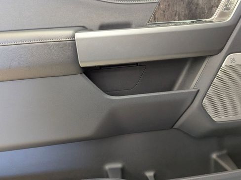 New 2026 Ford F250 Lariat w/ Chrome Package image 21