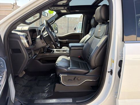 Used 2023 Ford F350 Platinum AWD/4WD image 19
