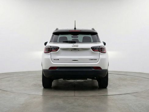 Used 2025 Jeep Compass Limited image 7