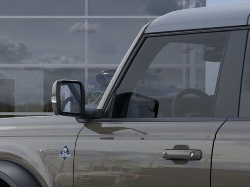 New 2025 Ford Bronco Outer Banks w/ Sasquatch Package AWD/4WD image 22