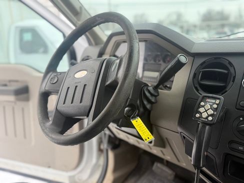 Used 2009 Ford F350 SUPER DUTY image 12