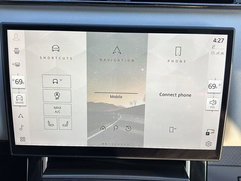 Used 2025 Land Rover Range Rover Velar Dynamic SE image 31