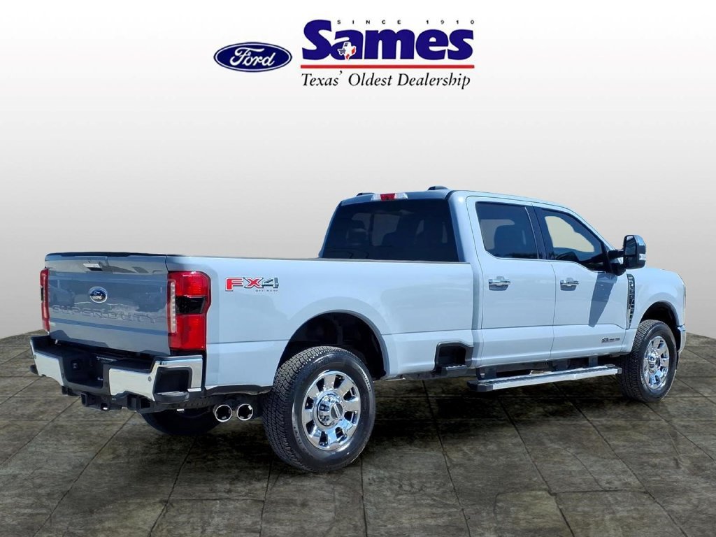 Used 2024 Ford F350 Lariat w/ Chrome Package AWD/4WD image 3